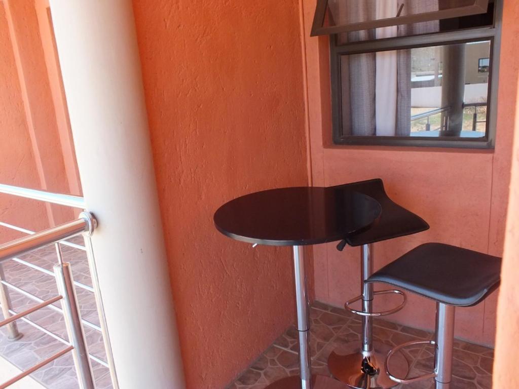 Royal Castle Guest House Windhoek Ruang foto